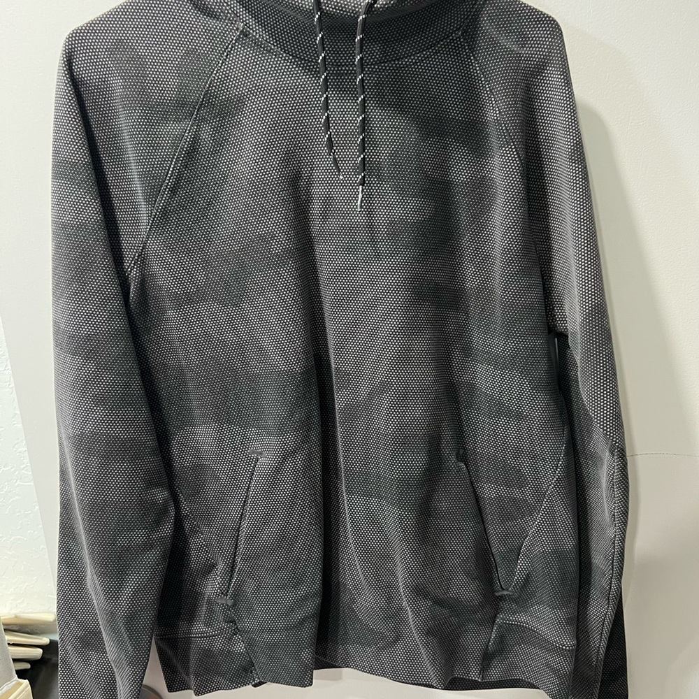 Old Navy Active Dynamic Fleece Men's Charcoal Camouflage Hoodie